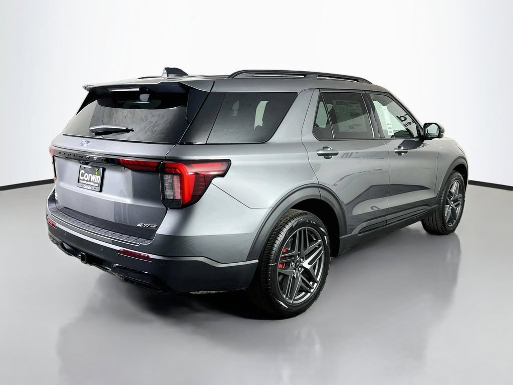 New 2026 Ford Explorer ST-Line w/ ST-Line Street Pack AWD/4WD image 15