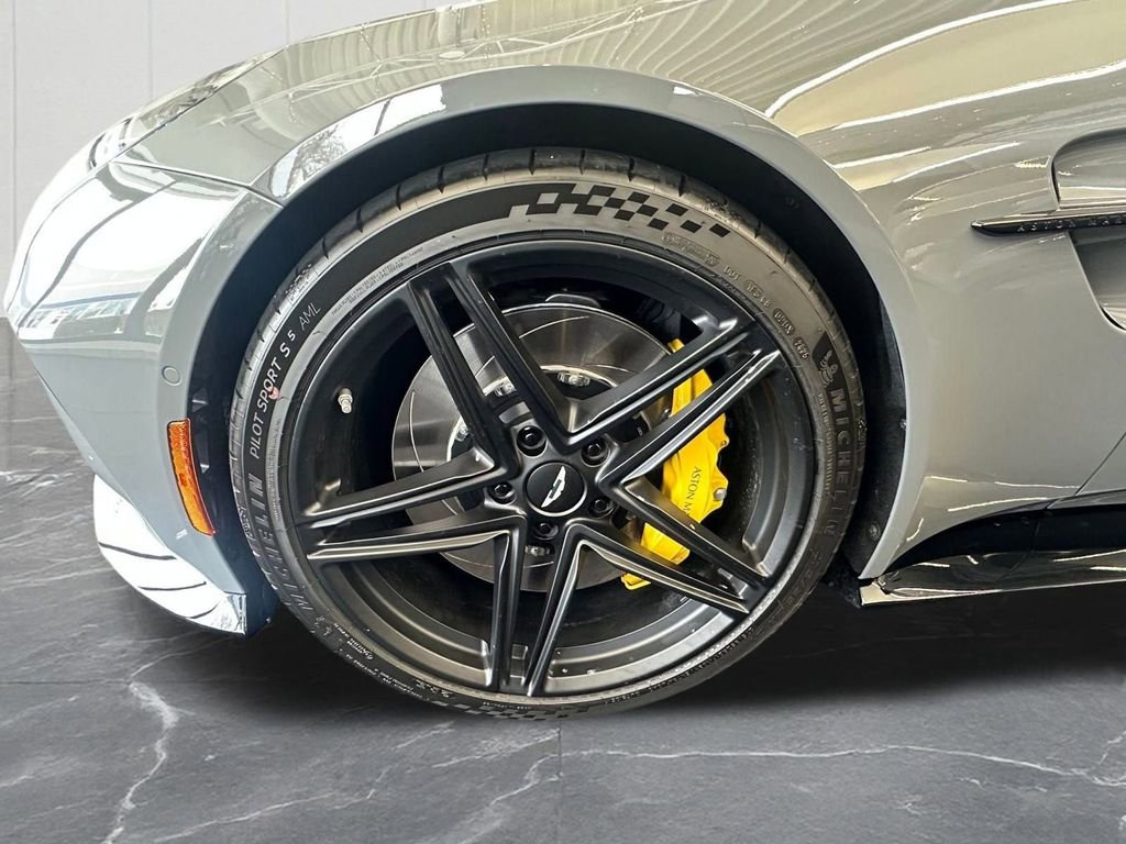 New 2026 Aston Martin V8 Vantage Convertible image 29