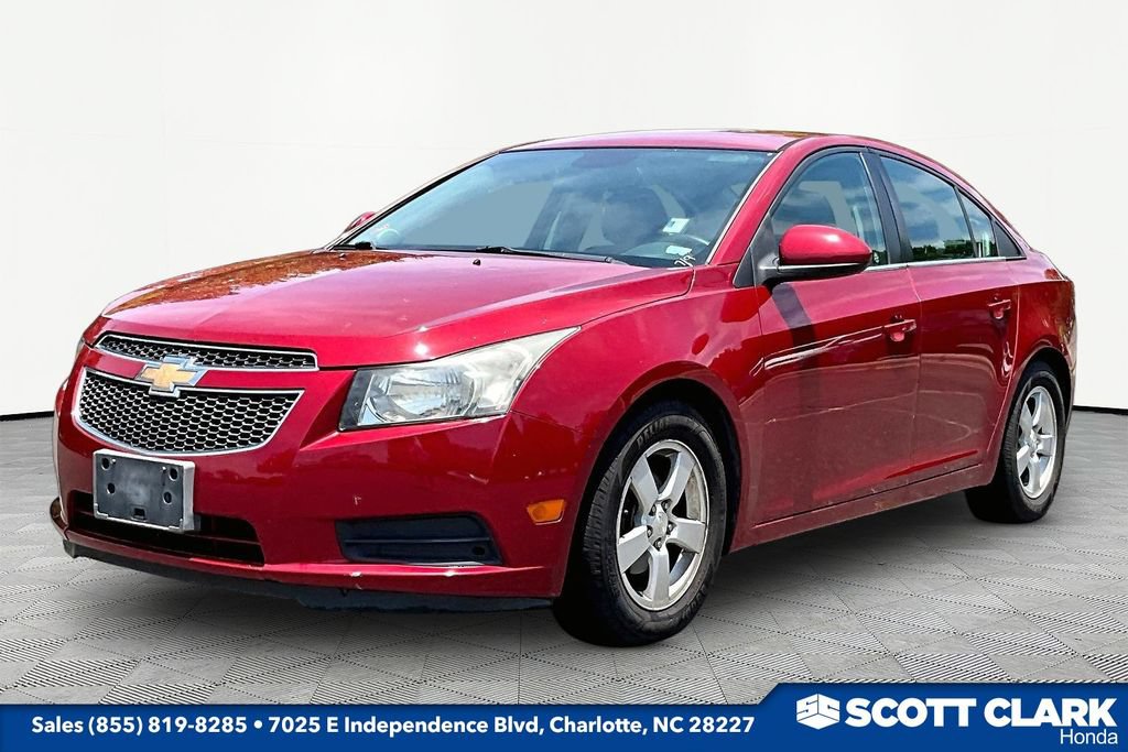 Used 2014 Chevrolet Cruze LT FWD image 3