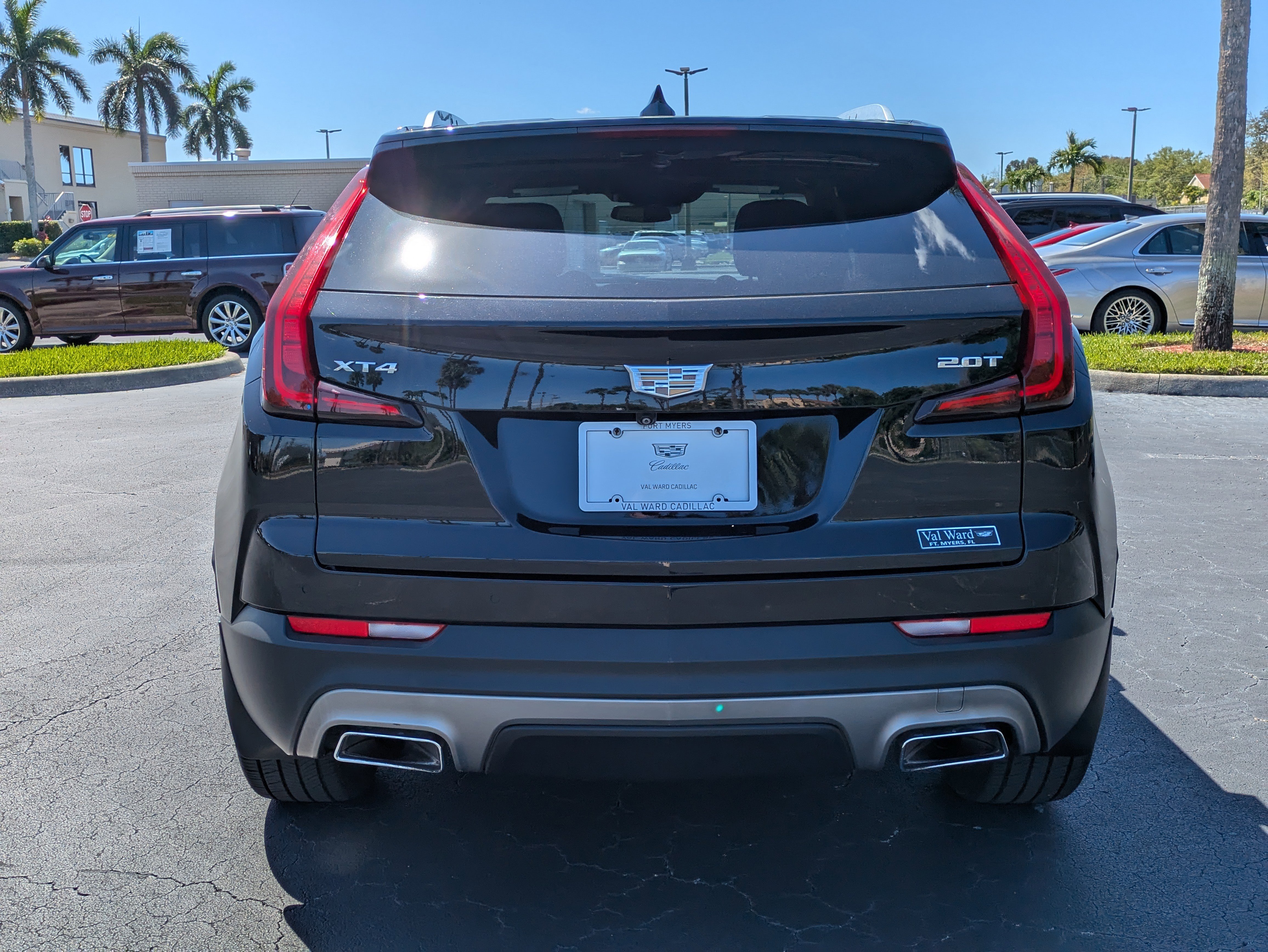 Used 2019 Cadillac XT4 Premium Luxury image 5
