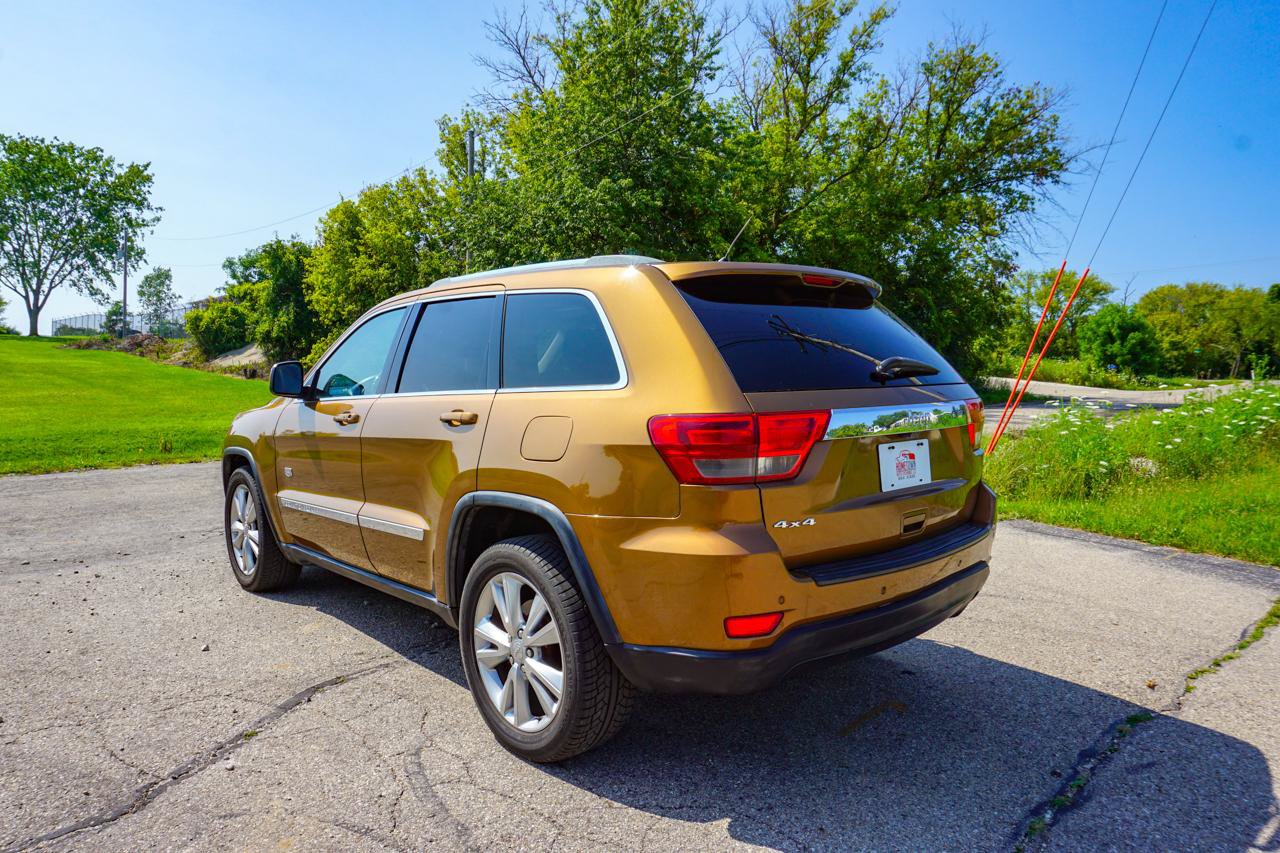 Used 2011 Jeep Grand Cherokee 70th Anniversary AWD/4WD image 6