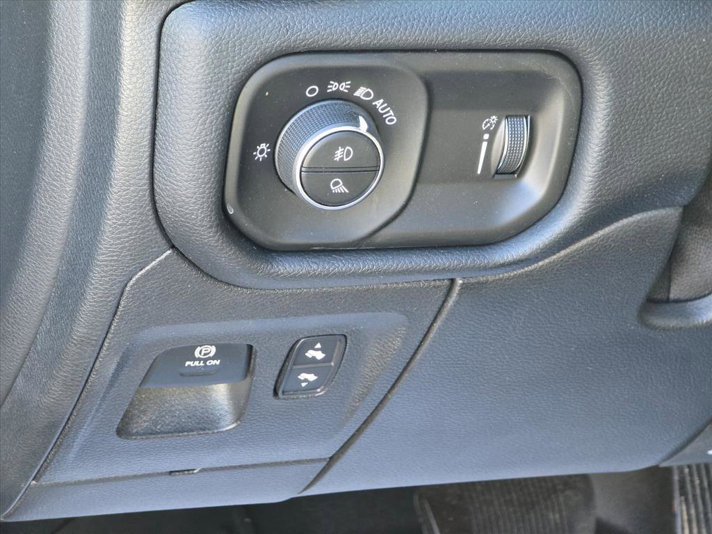 Used 2021 RAM 1500 Big Horn AWD/4WD image 7