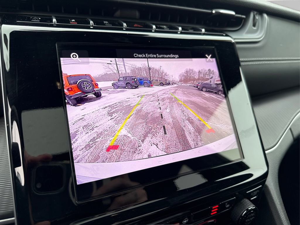 Used 2025 Jeep Grand Cherokee L Laredo w/ Luxury Tech Group I image 29