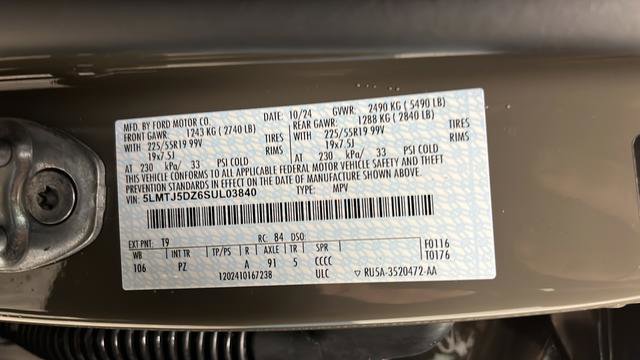 Used 2025 Lincoln Corsair Grand Touring image 29