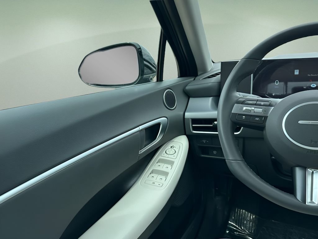 Used 2025 Hyundai Sonata SEL image 18