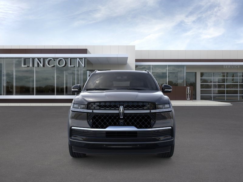 New 2026 Lincoln Navigator Reserve w/ Jet Appearance Package AWD/4WD image 6