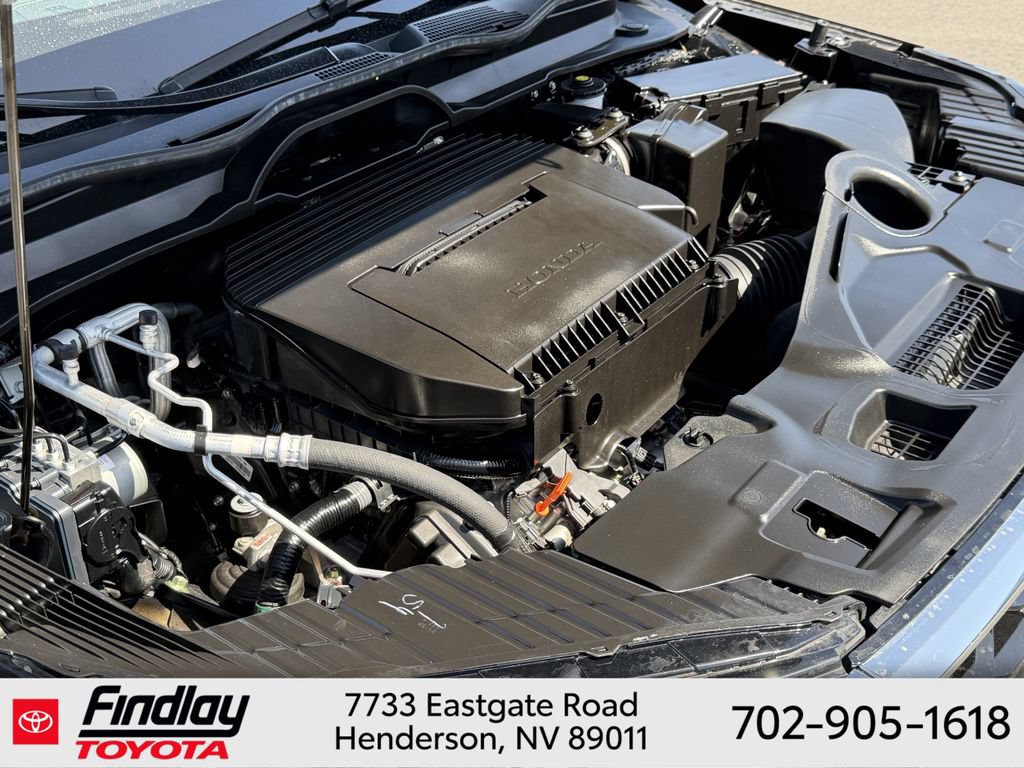 Used 2025 Honda Pilot Touring image 32
