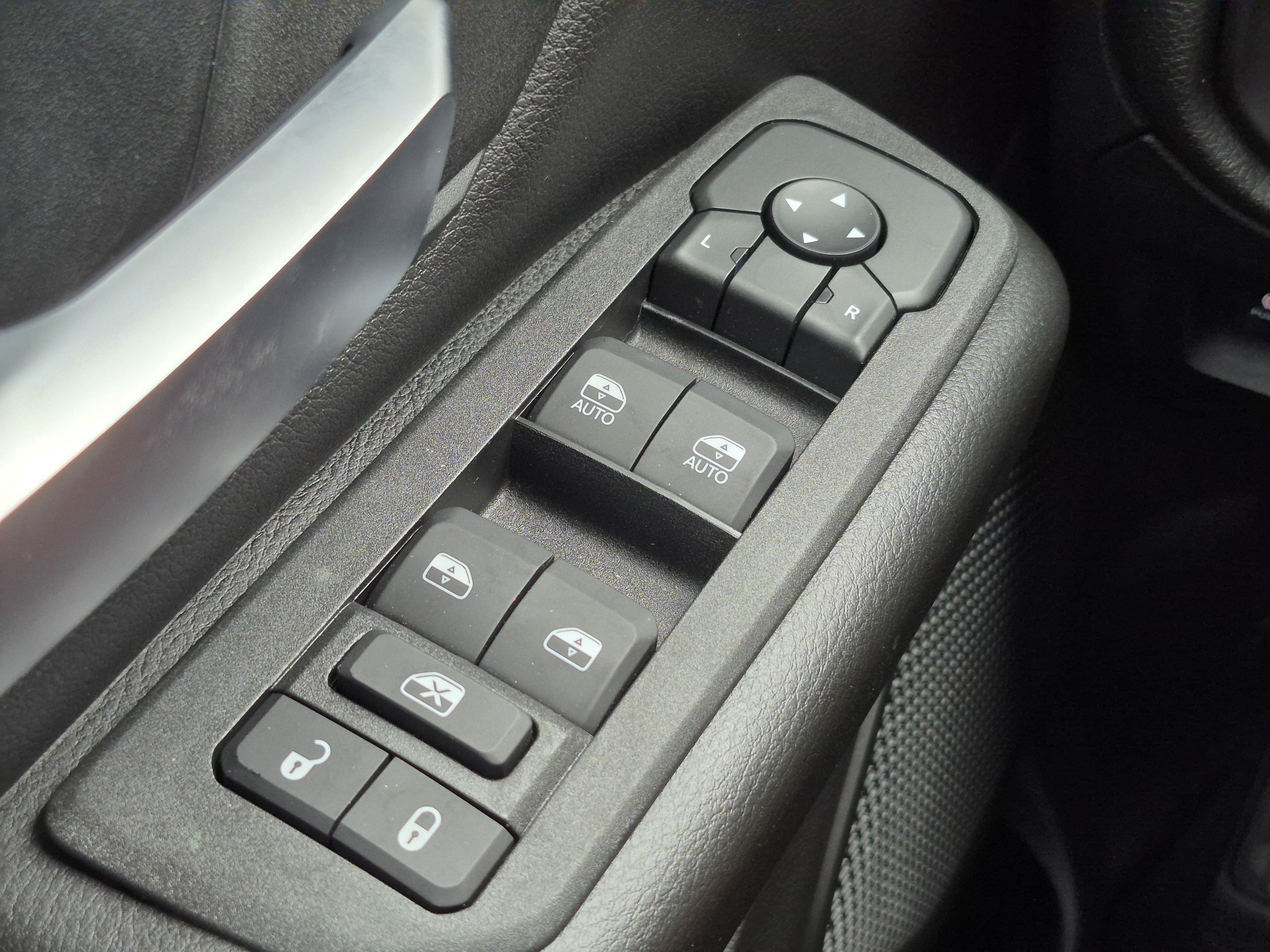New 2026 RAM 1500 Express AWD/4WD image 14