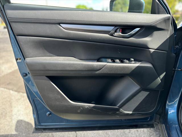 Used 2018 MAZDA CX-5 Touring image 16
