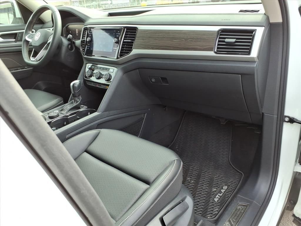 Used 2023 Volkswagen Atlas SE AWD/4WD image 10