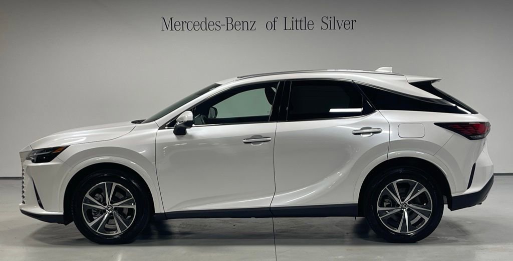 Used 2023 Lexus RX 350 Premium w/ Accessory Package image 2