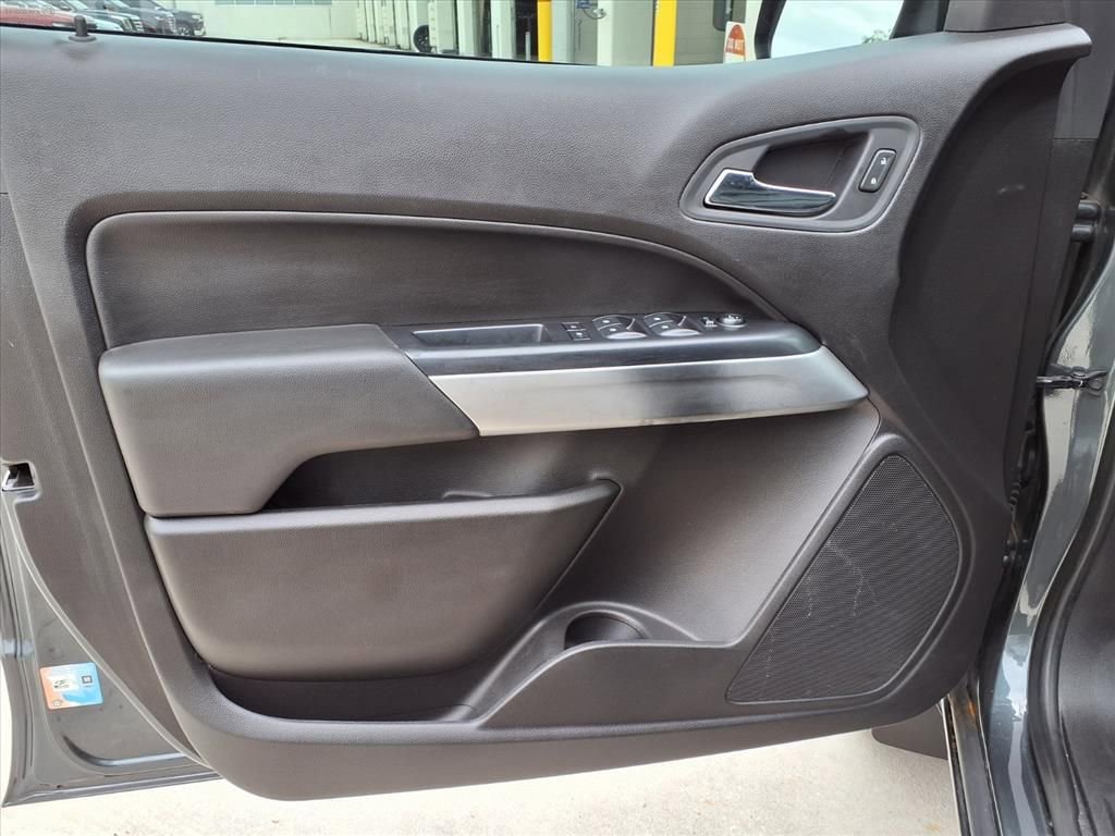 Used 2017 Chevrolet Colorado LT w/ Luxury Package, Chrome AWD/4WD image 20