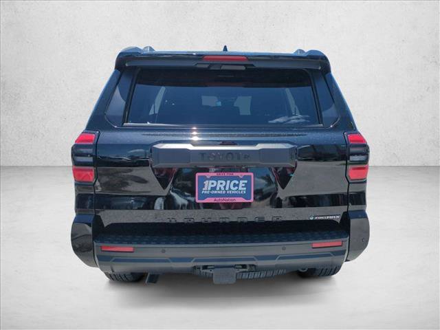 Certified 2025 Toyota 4Runner TRD Off-Road AWD/4WD image 7