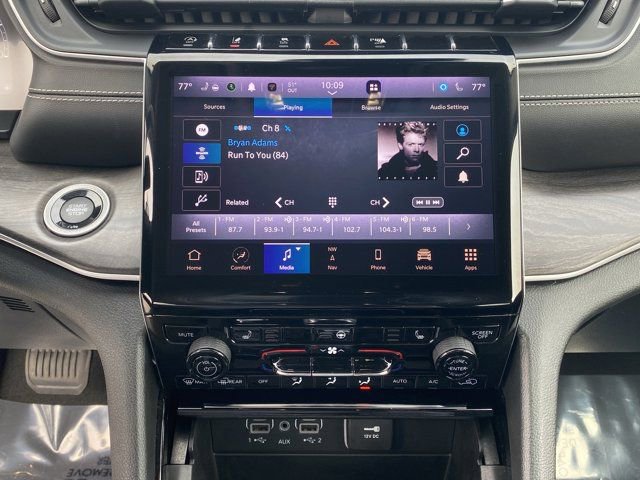 Used 2023 Jeep Grand Cherokee L Limited image 10