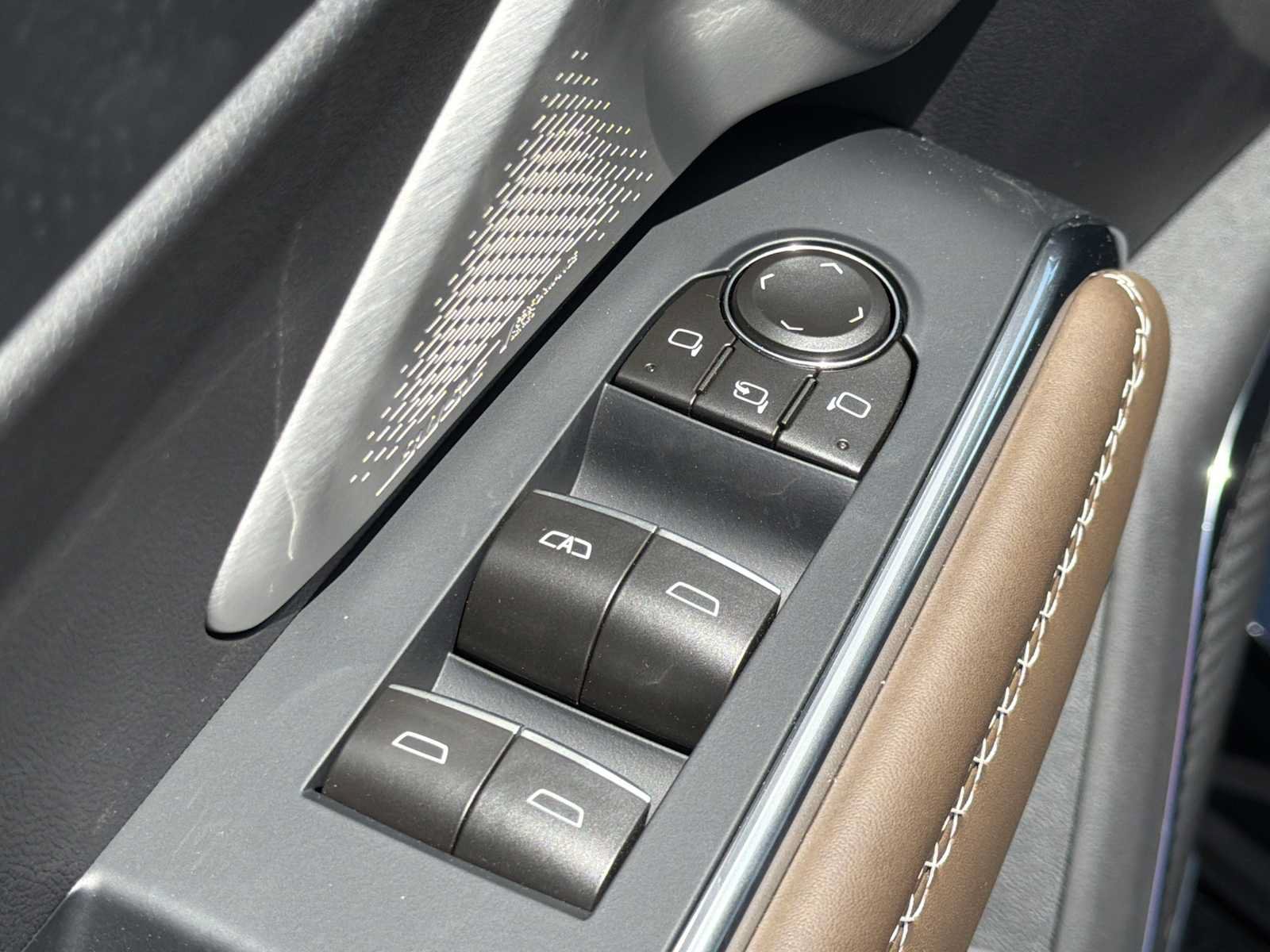 New 2026 GMC Acadia Denali Ultimate FWD image 17