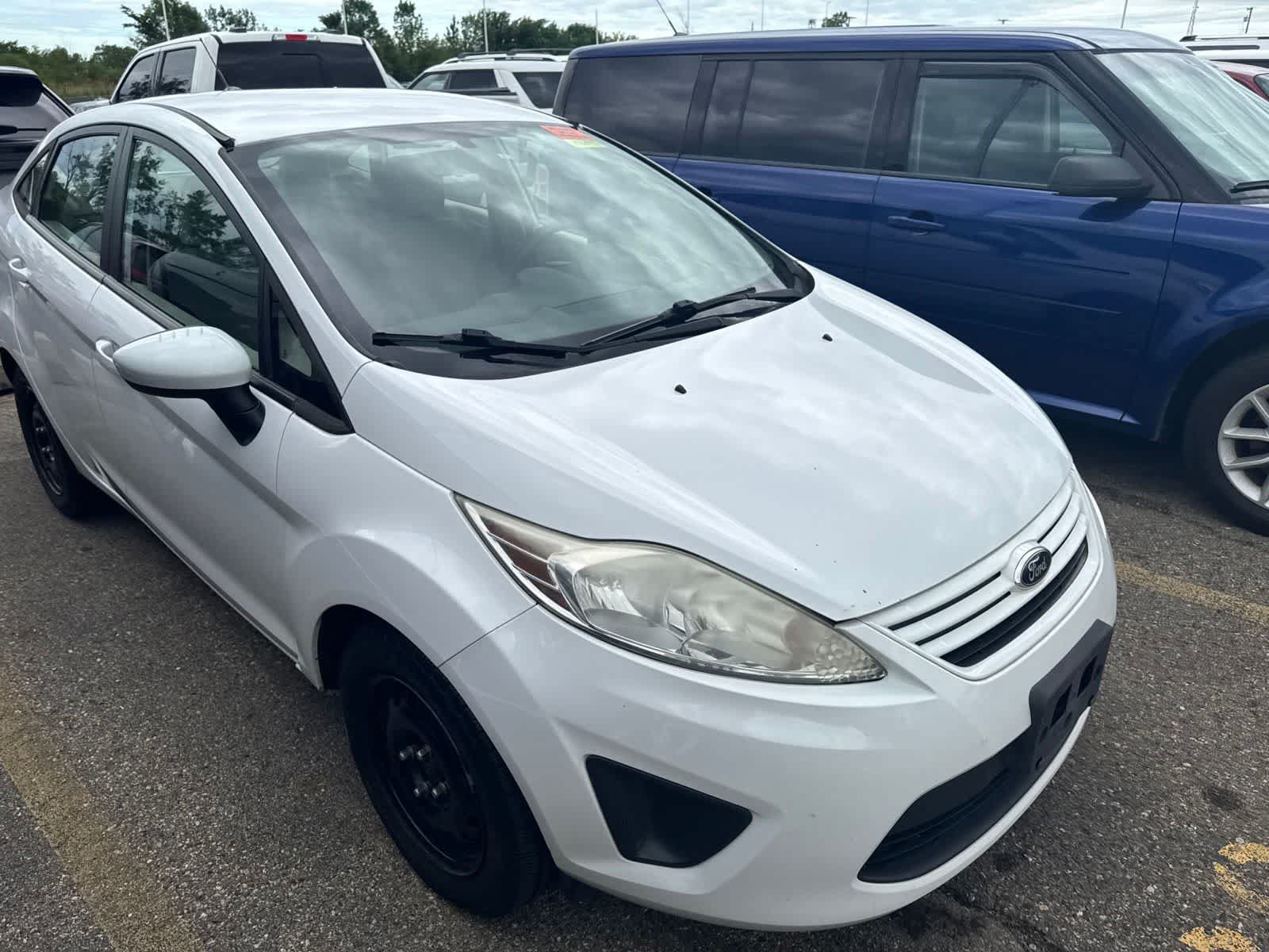 Used 2013 Ford Fiesta S FWD image 28