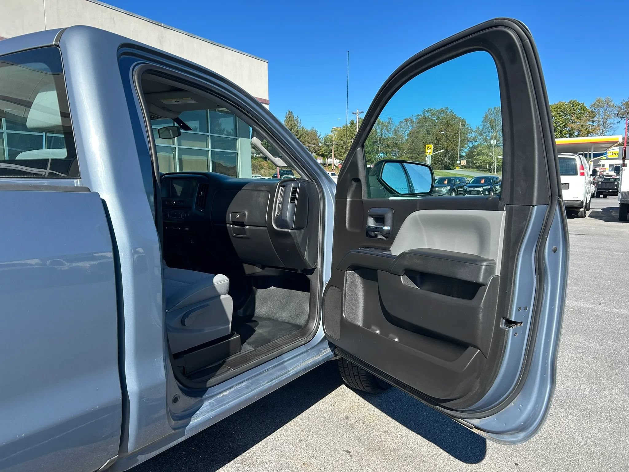 Used 2016 Chevrolet Silverado 1500 W/T w/ WT Fleet Convenience Package AWD/4WD image 18