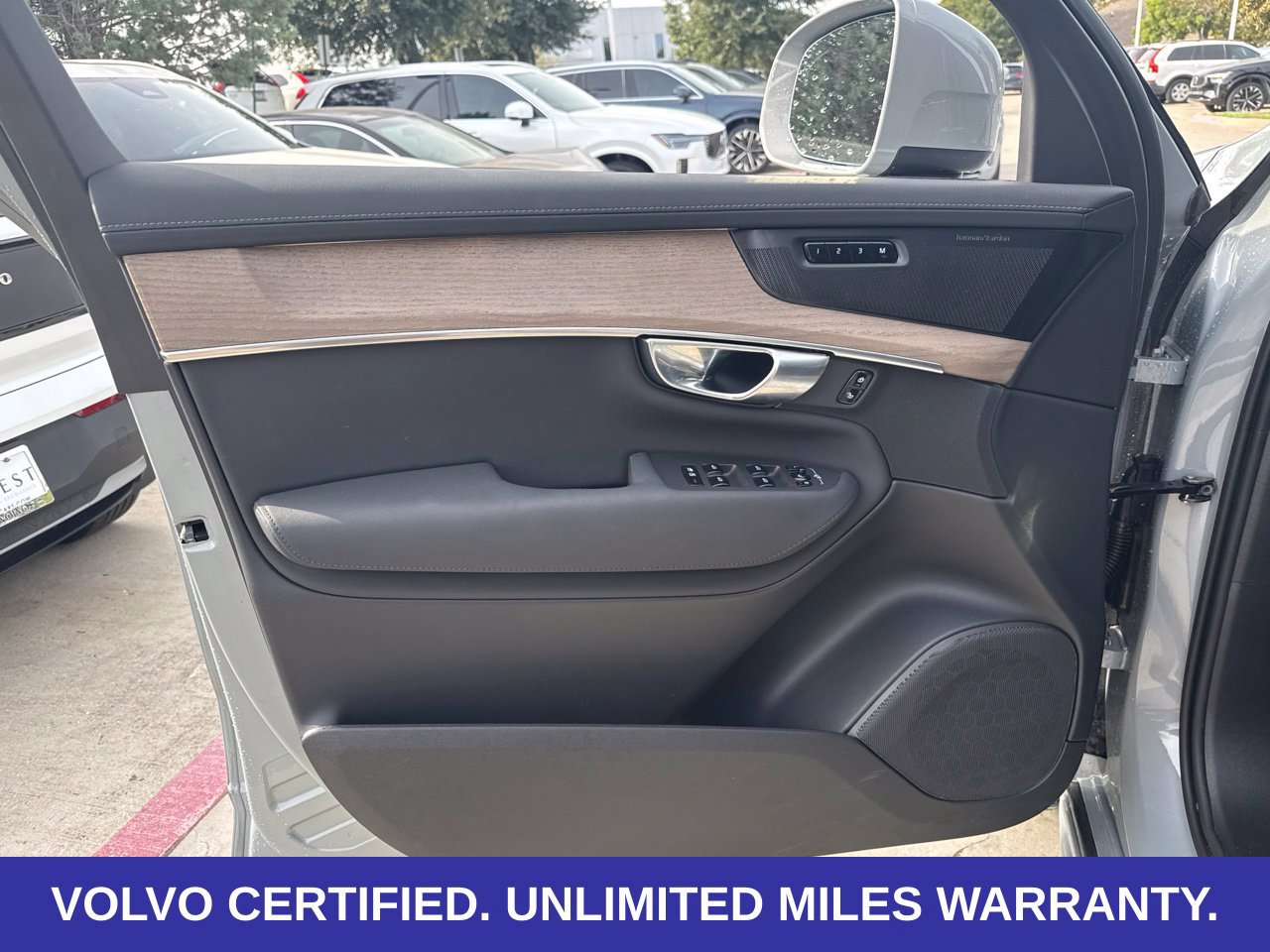 Certified 2026 Volvo XC90 B6 Plus AWD/4WD image 23