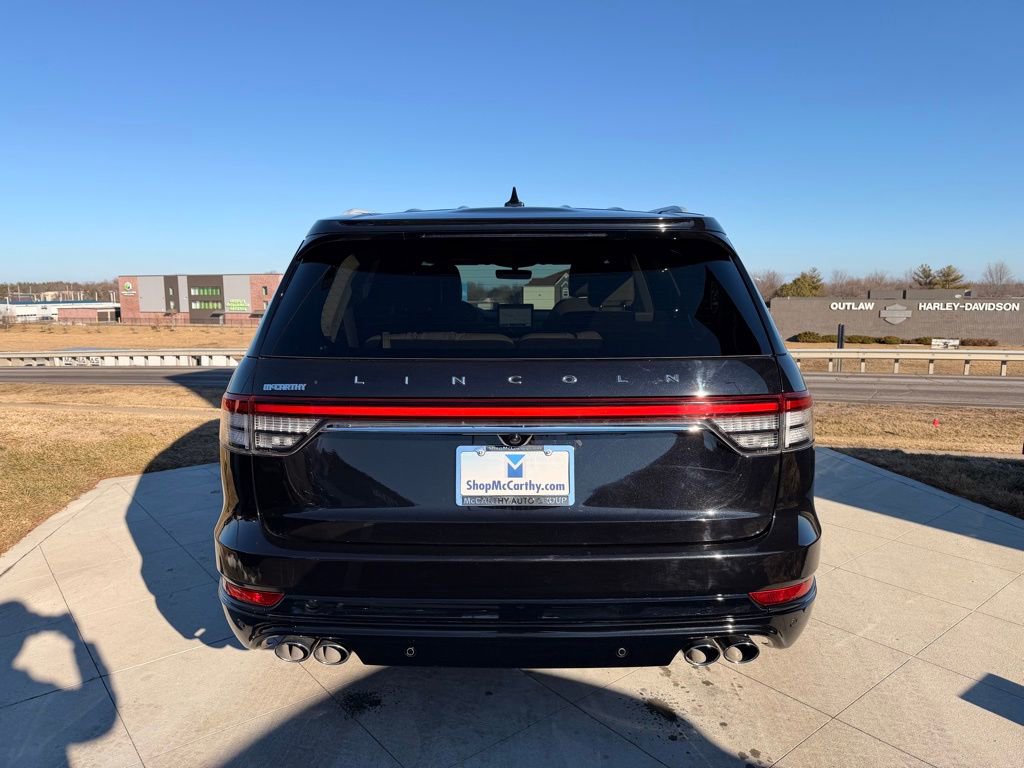 Used 2023 Lincoln Aviator Grand Touring w/ Equipment Group 301A image 4