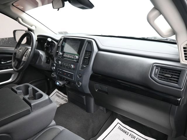 Used 2024 Nissan Titan SV image 8