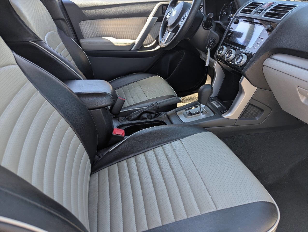 Used 2018 Subaru Forester 2.5i Premium AWD/4WD image 11