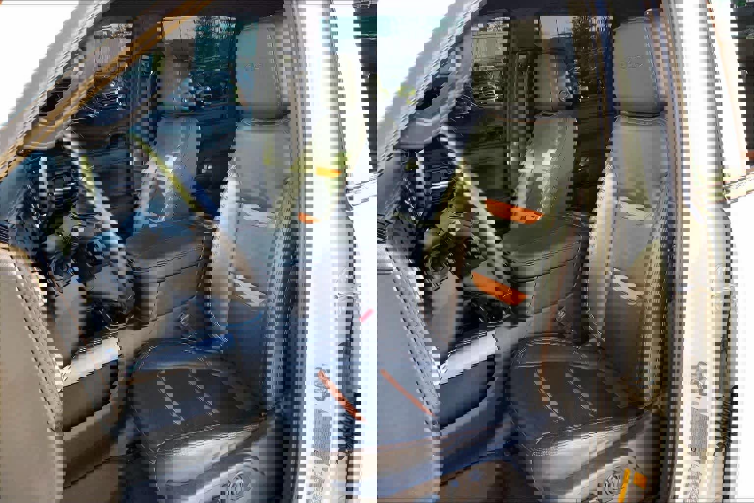 Used 2023 GMC Sierra 2500 AT4 w/ Gooseneck/5TH Wheel Package image 7