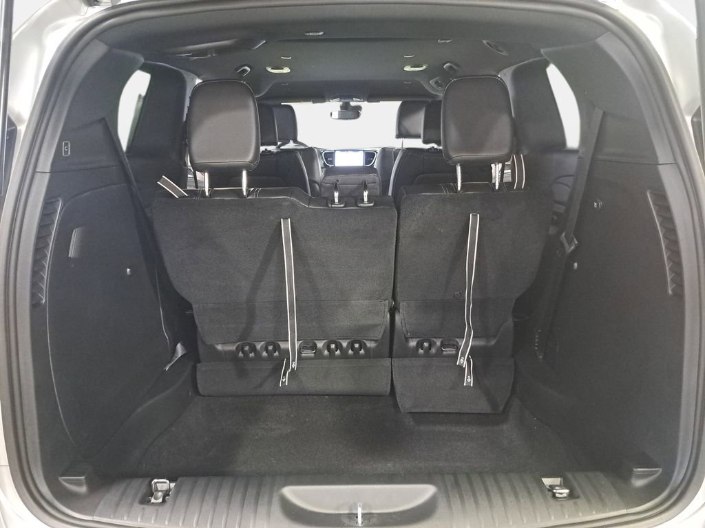 New 2026 Chrysler Pacifica Select AWD/4WD image 14