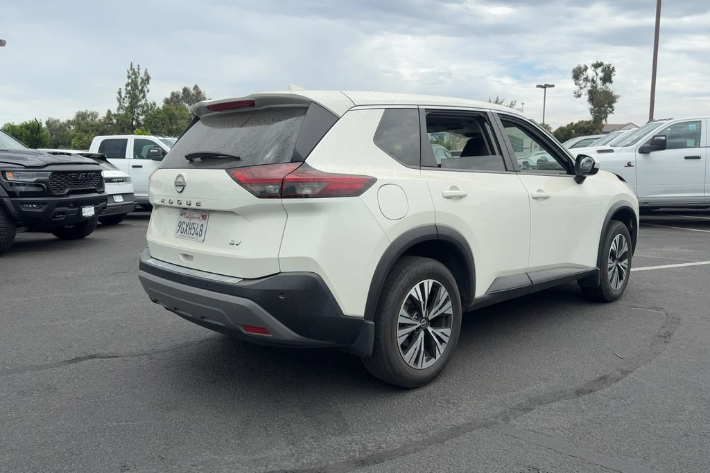 Used 2023 Nissan Rogue SV FWD image 6