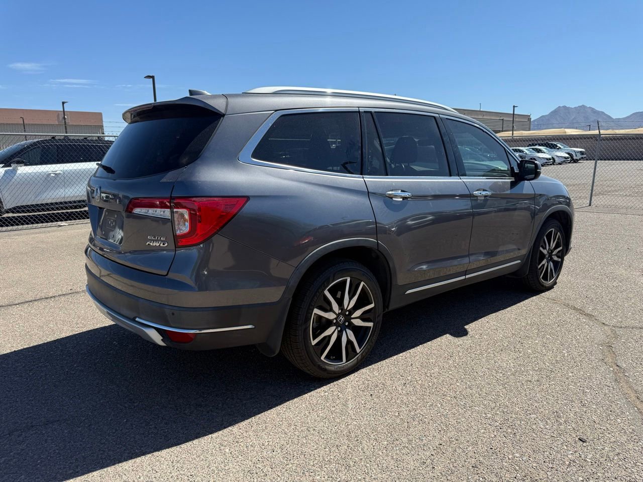 Used 2019 Honda Pilot Elite image 5