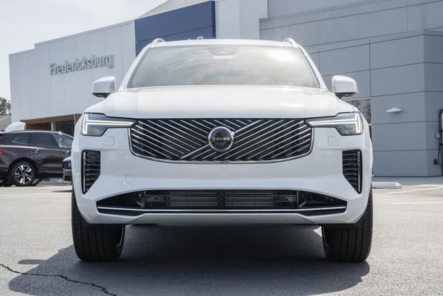 New 2026 Volvo XC90 T8 Plus w/ Protection Package Premier image 2