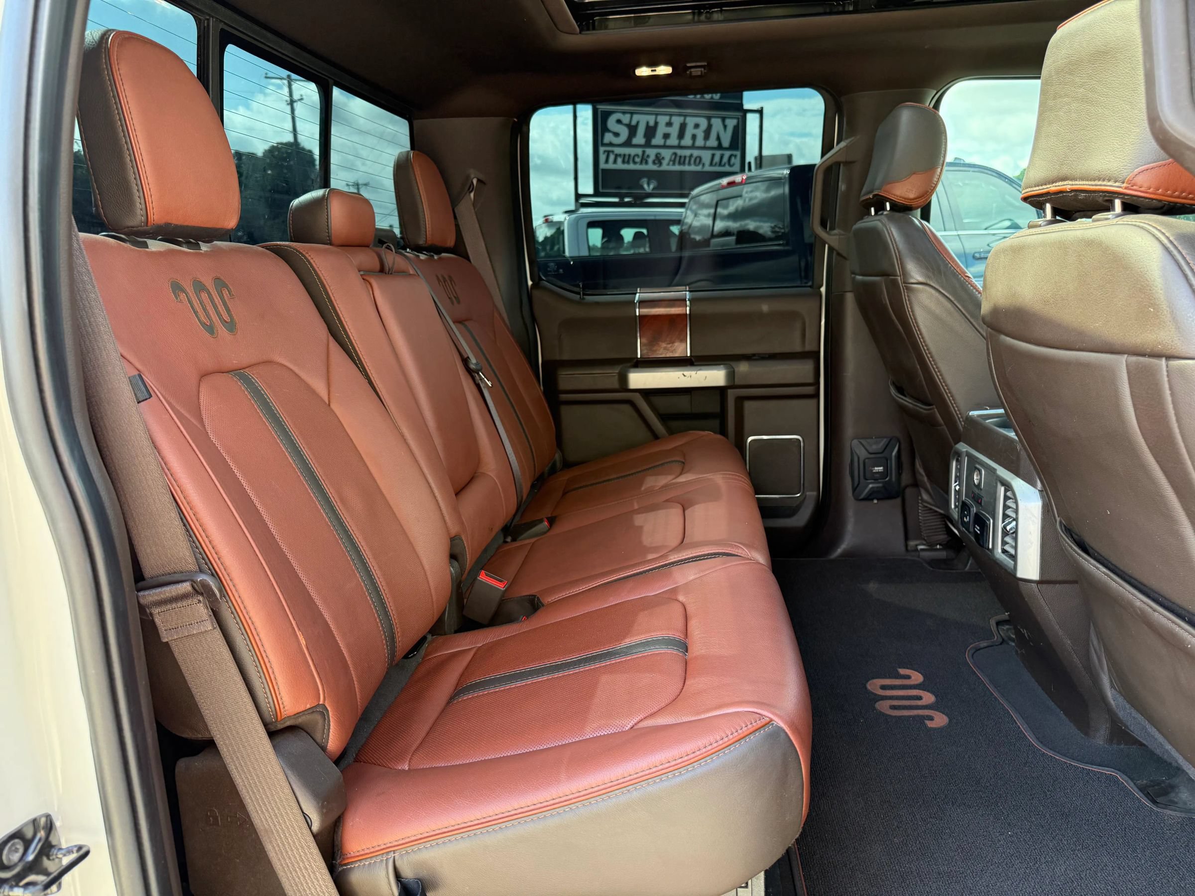 Used 2020 Ford F450 King Ranch w/ King Ranch Ultimate Package AWD/4WD image 15