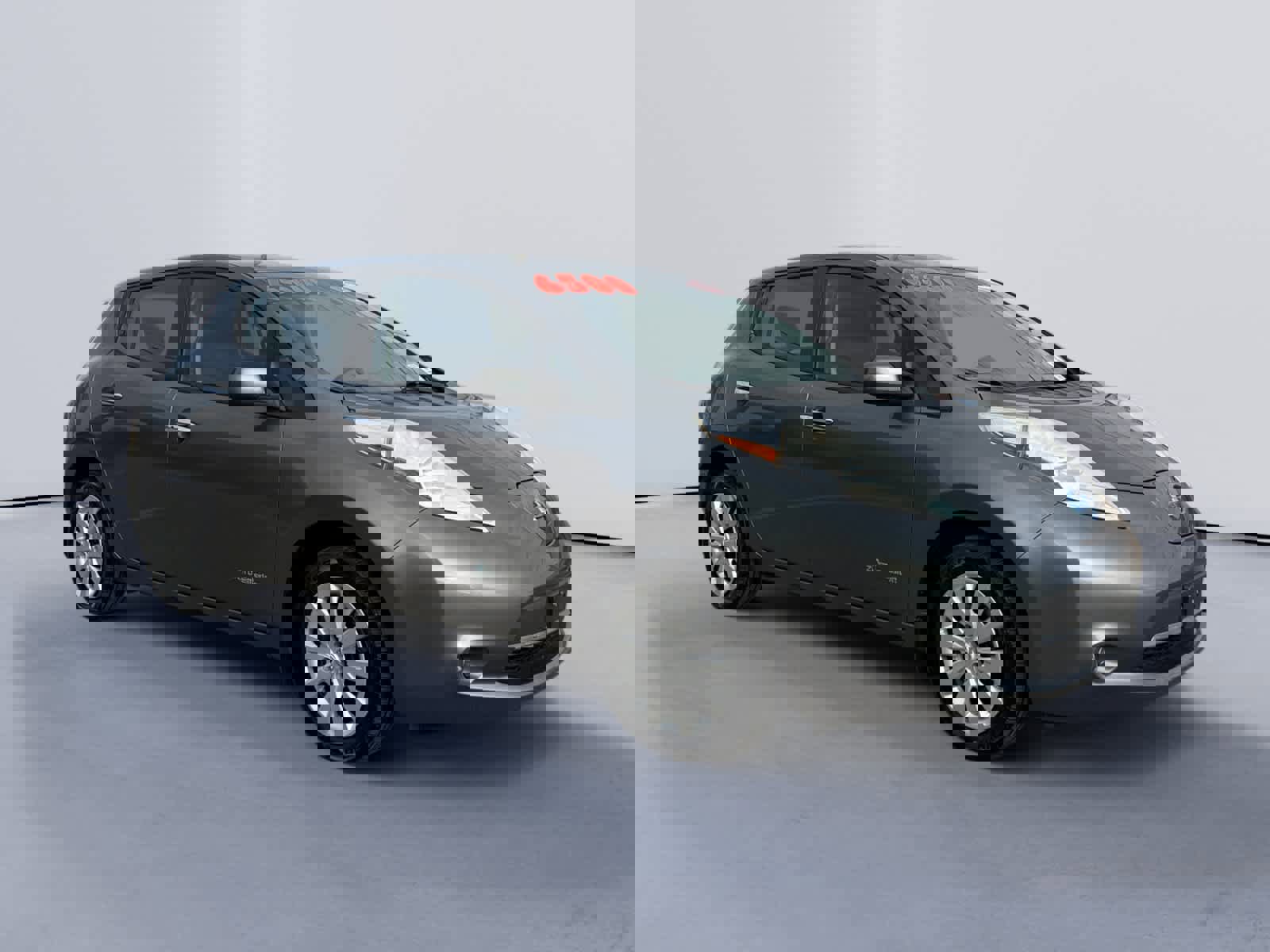 Used 2016 Nissan Leaf S w/ Charger Package image 1