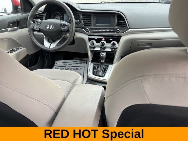 Used 2019 Hyundai Elantra SE image 35