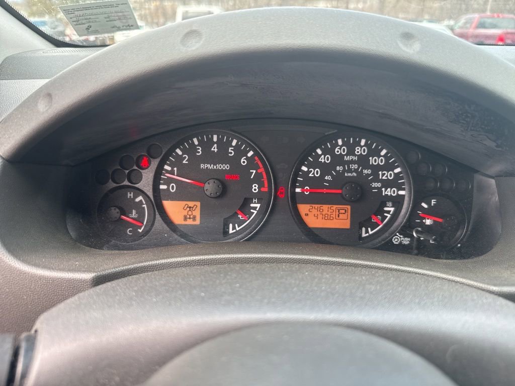 Used 2012 Nissan Frontier SV w/ SV Premium Utility Pkg image 6