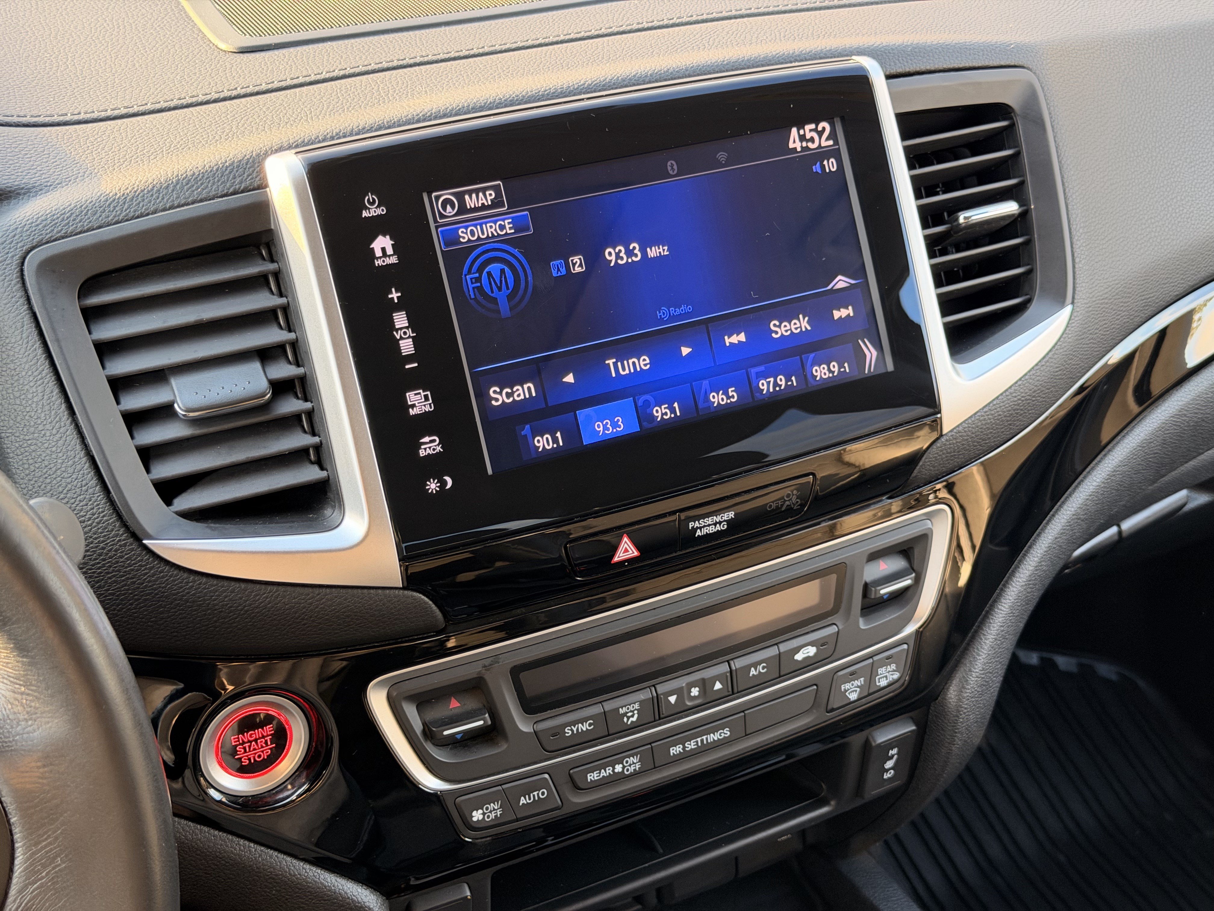 Used 2017 Honda Ridgeline RTL-E image 24