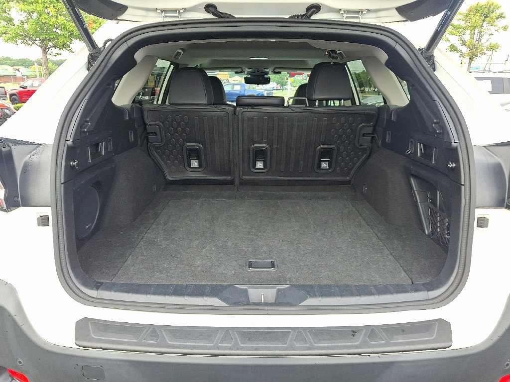 Used 2024 Subaru Outback Touring XT AWD/4WD image 30