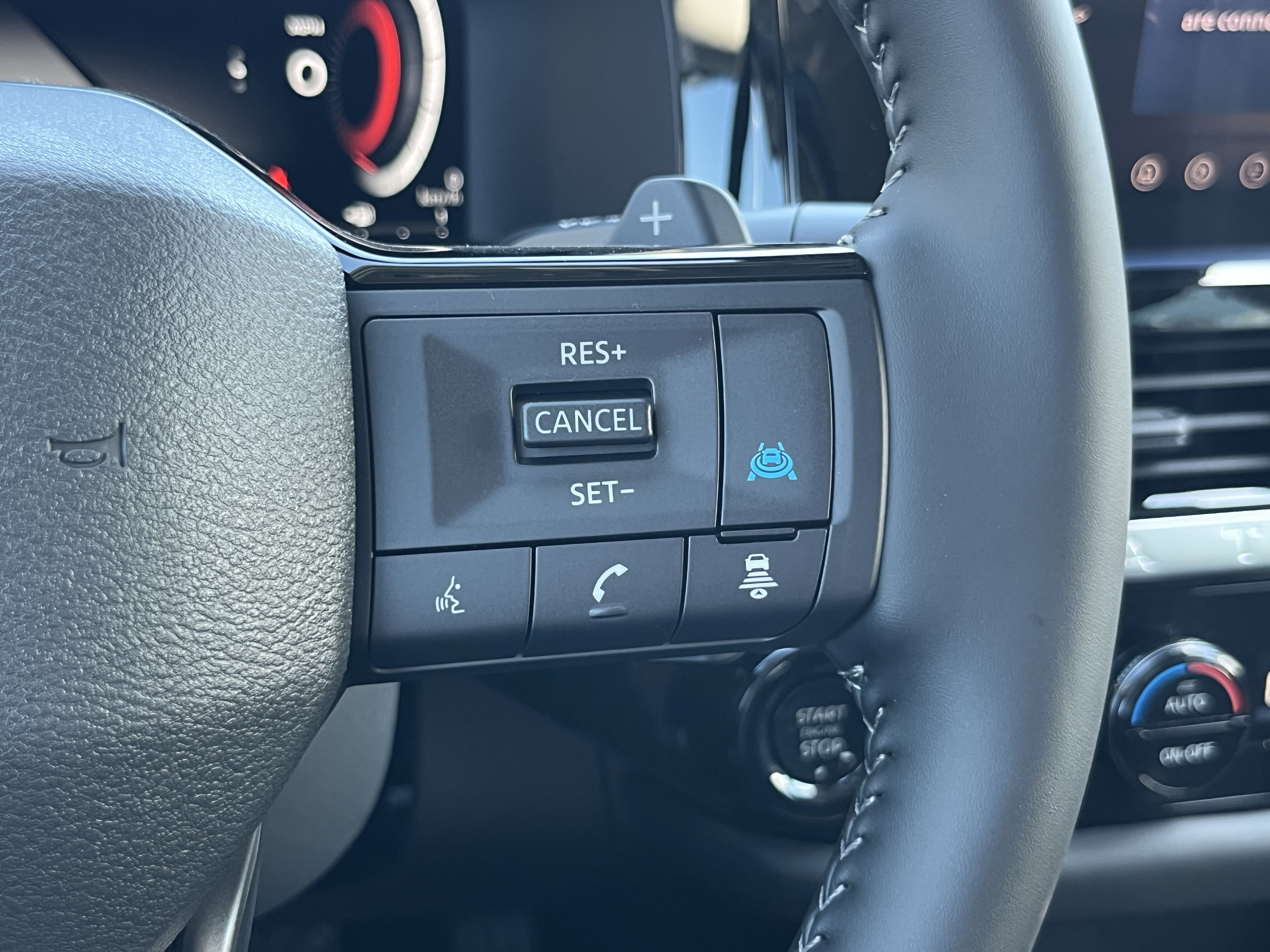 New 2026 Nissan Pathfinder SL AWD/4WD image 27