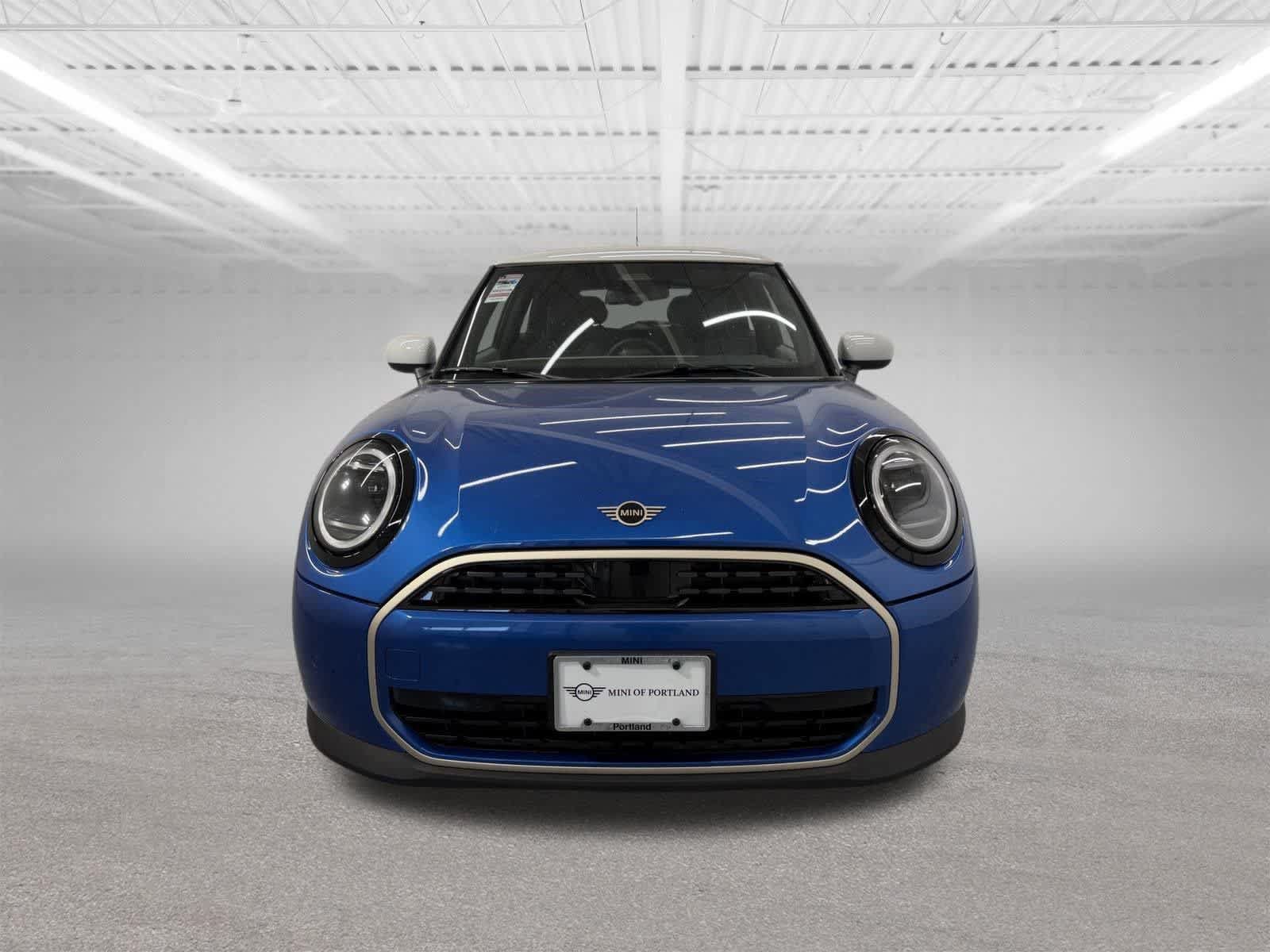New 2026 MINI Cooper 2-Door Hardtop FWD image 8