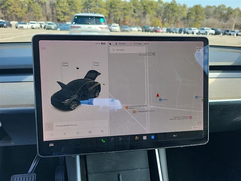 Used 2020 Tesla Model Y Long Range image 4