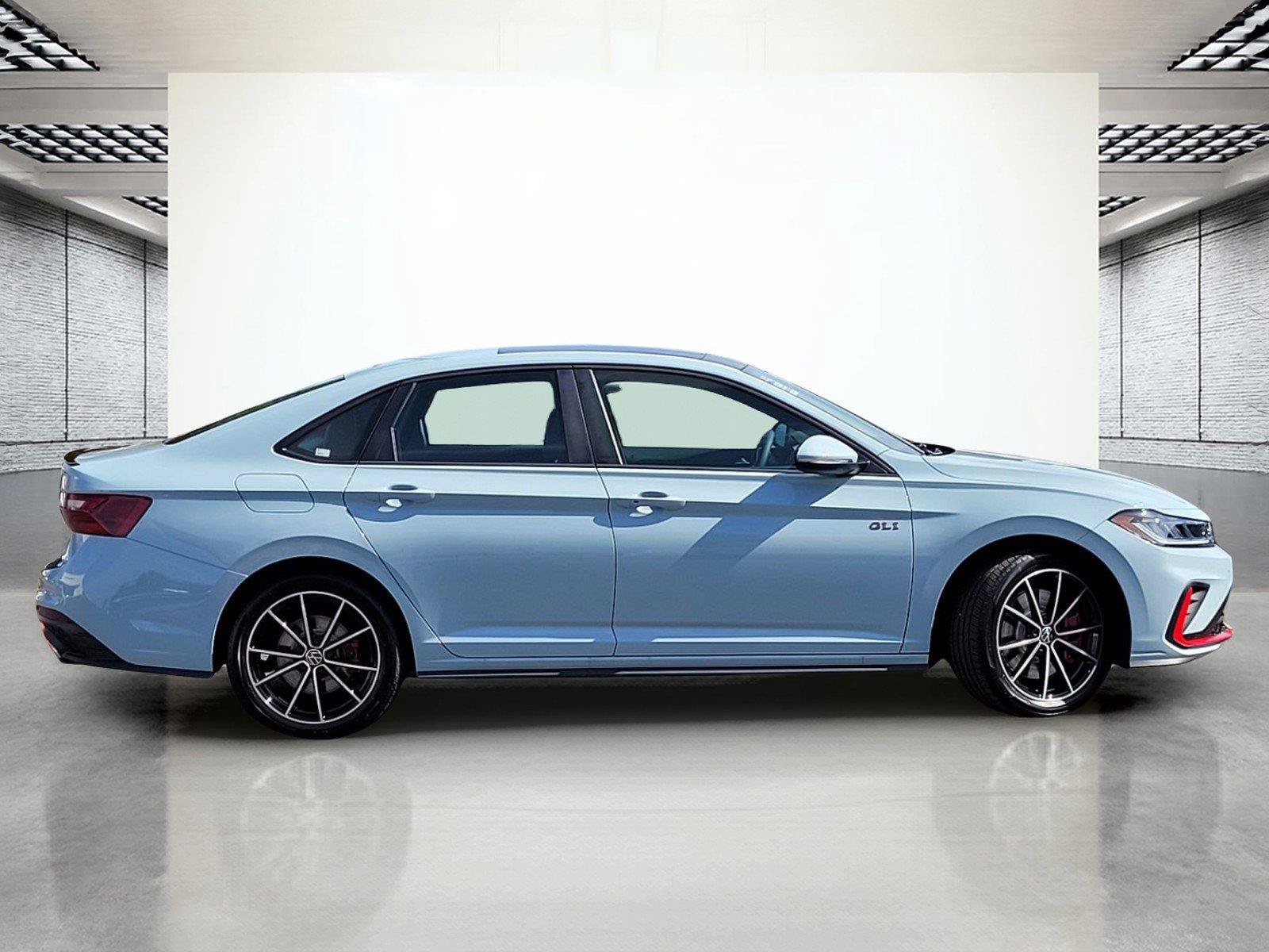 New 2026 Volkswagen Jetta GLI Autobahn FWD image 4