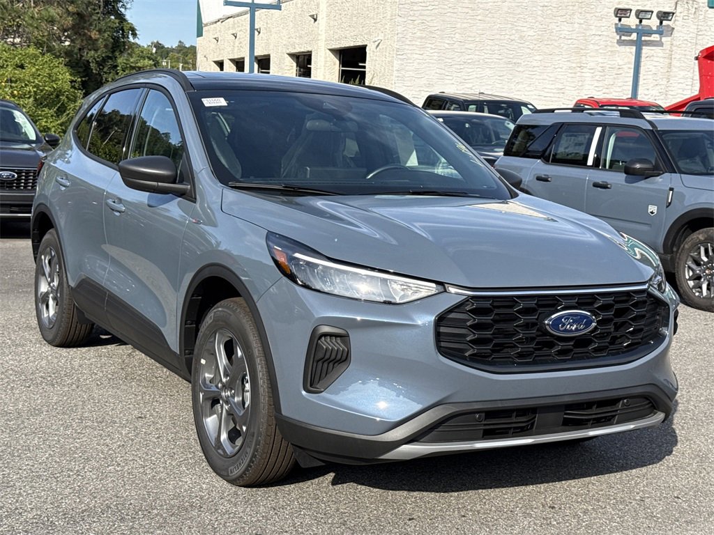 Used 2025 Ford Escape ST-Line