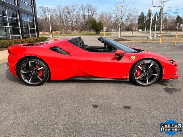 Used 2023 Ferrari SF90 Spider image 9