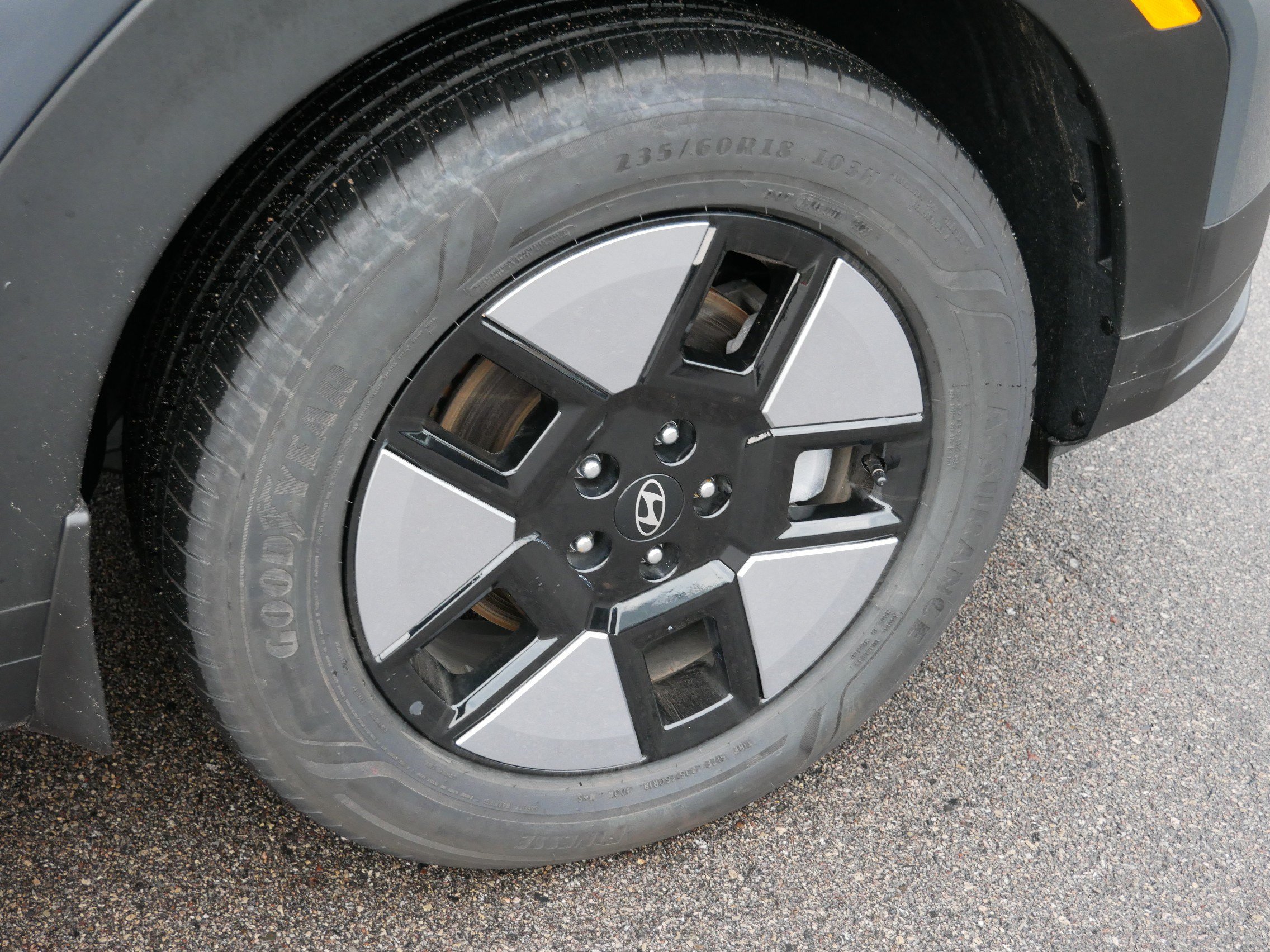 Certified 2026 Hyundai Santa Fe SE AWD/4WD image 15