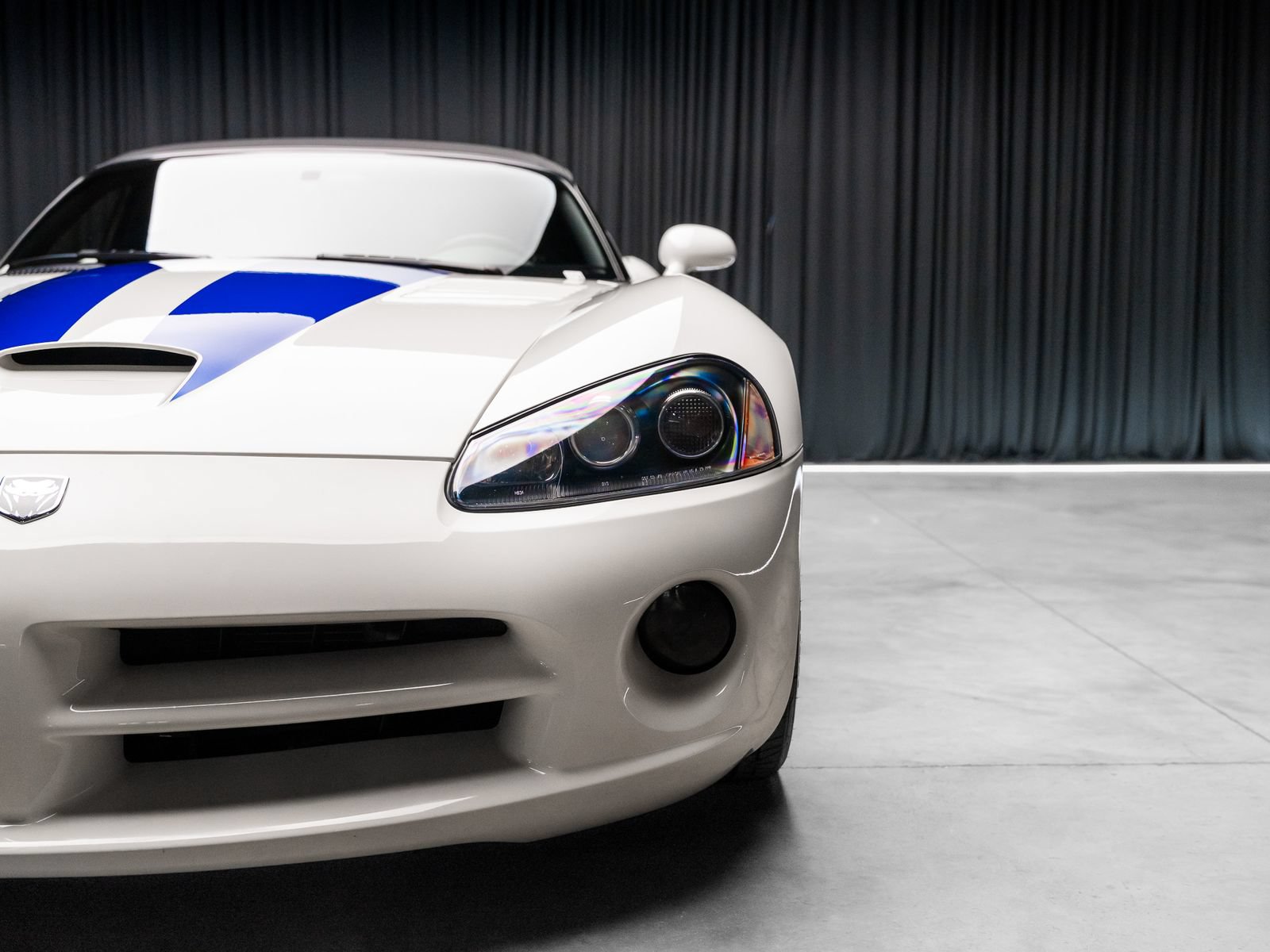 Used 2005 Dodge Viper SRT-10 RWD image 28