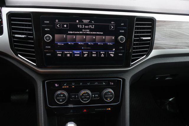 Certified 2023 Volkswagen Atlas Cross Sport SE image 23