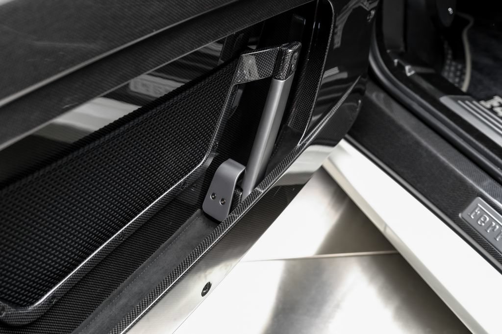 Used 2009 Ferrari F430 Scuderia RWD image 43