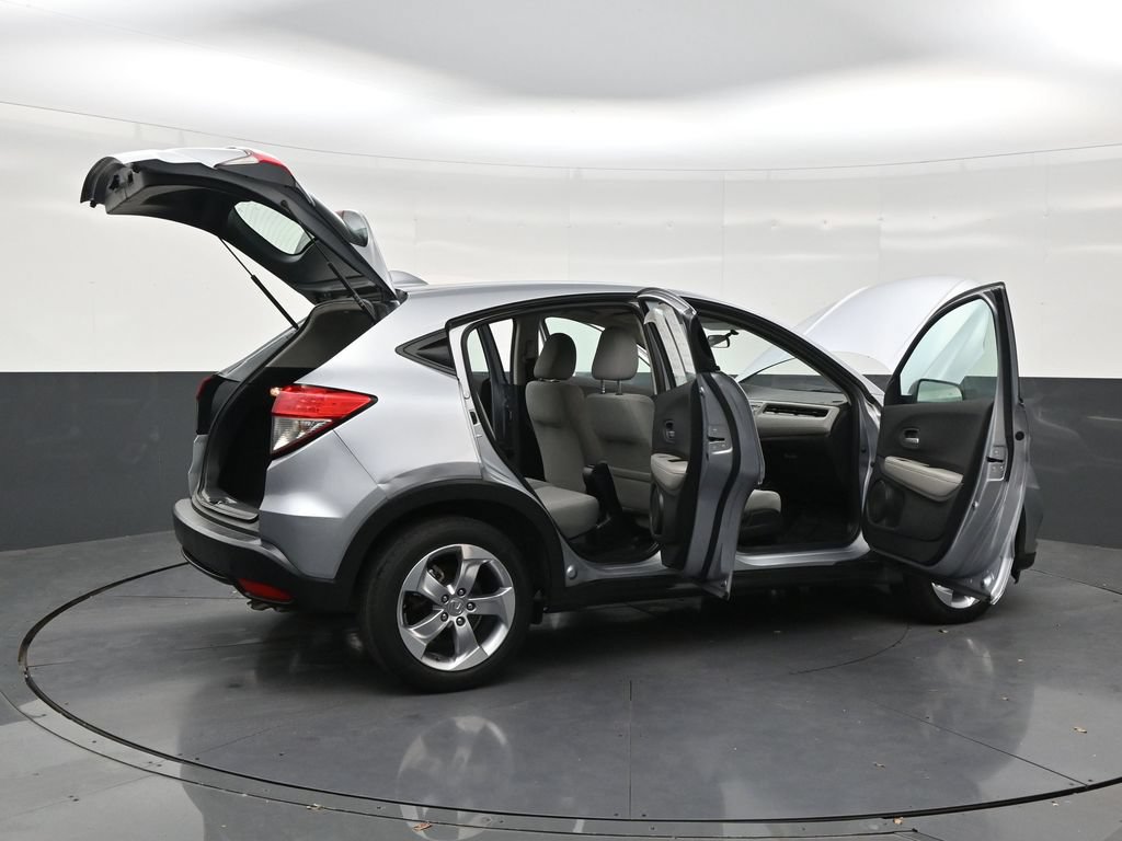 Used 2022 Honda HR-V LX image 28