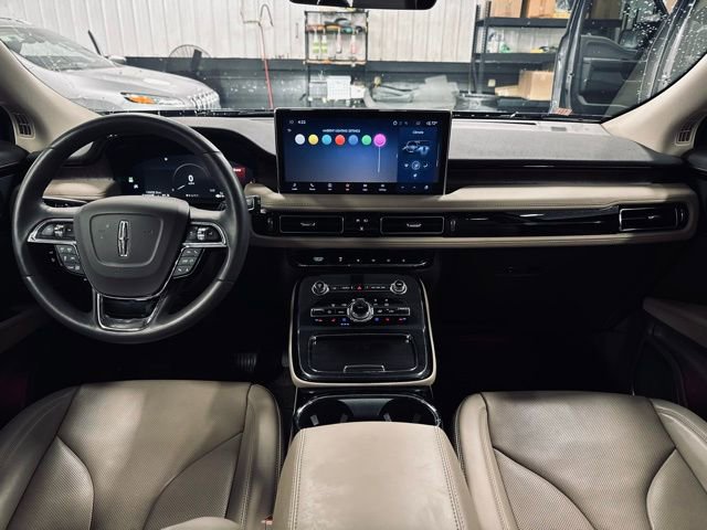 Used 2022 Lincoln Nautilus Reserve image 25