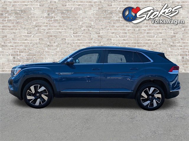 Certified 2025 Volkswagen Atlas Cross Sport SEL image 7