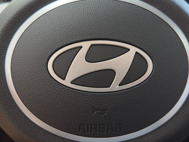 New 2026 Hyundai Elantra Limited FWD image 29